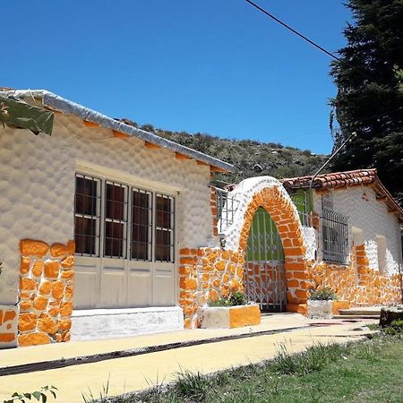 Hospedaje Don Alberto Hotel Potrerillos Exterior photo