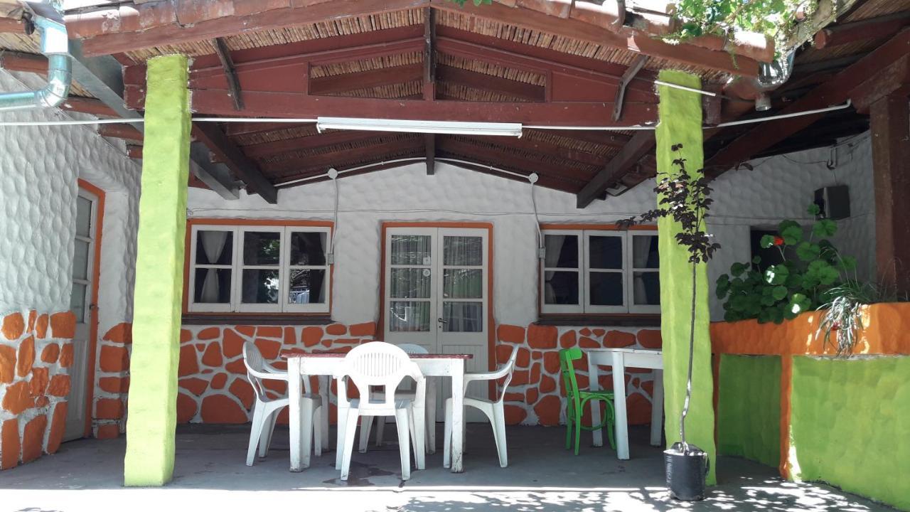 Hospedaje Don Alberto Hotel Potrerillos Exterior photo